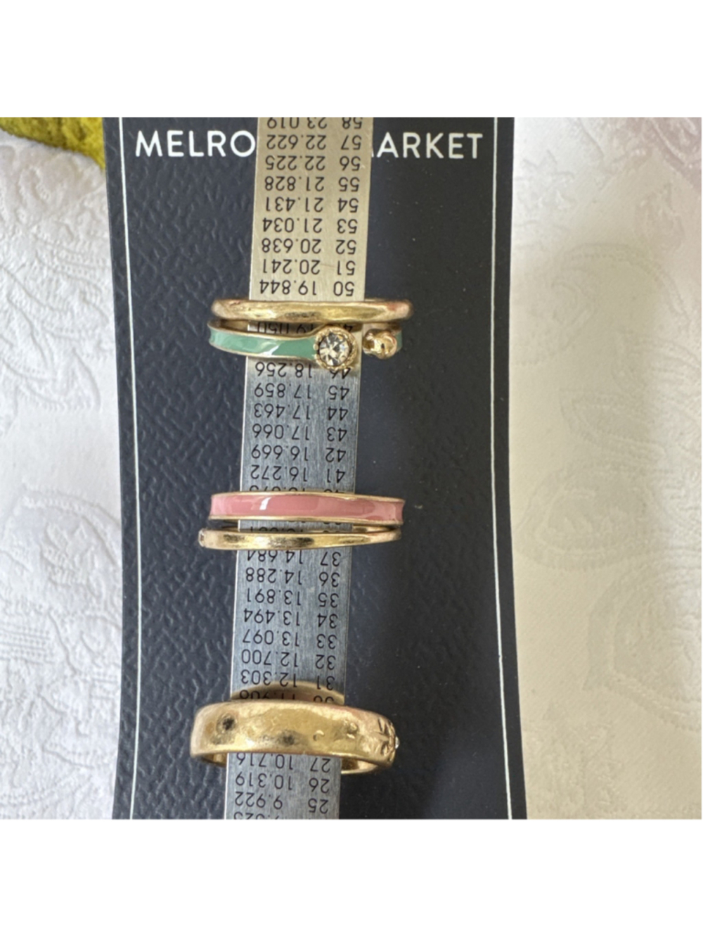 NORDSTROM MELROSE & MARKET RING SET 5 BAND GOLDTONE COLORFUL SIZE 8 WOMENS RINGS